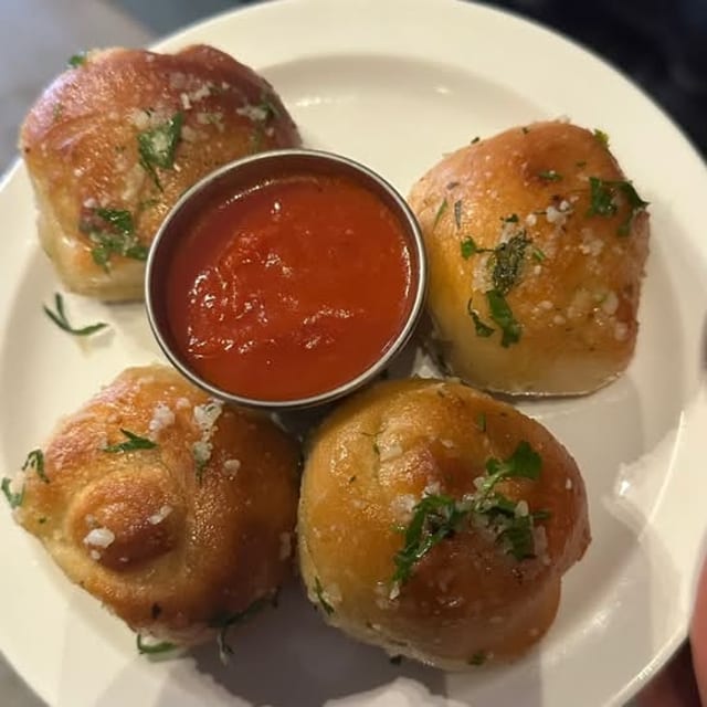 Garlic knots.