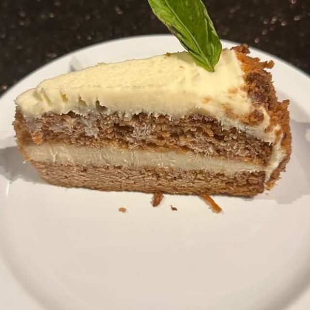 Carrot Cake (Slice).