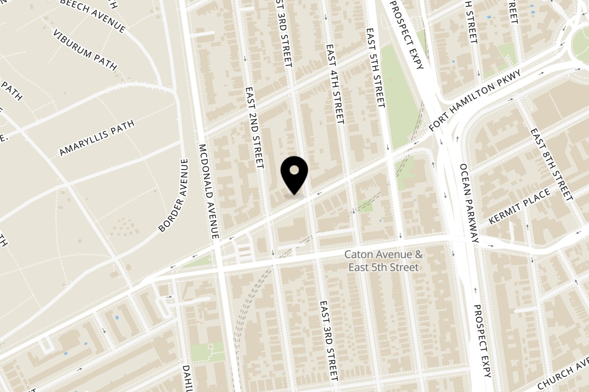 Map showing the location of Pizza Perron on 3007 Fort Hamilton Pkwy in Brooklyn